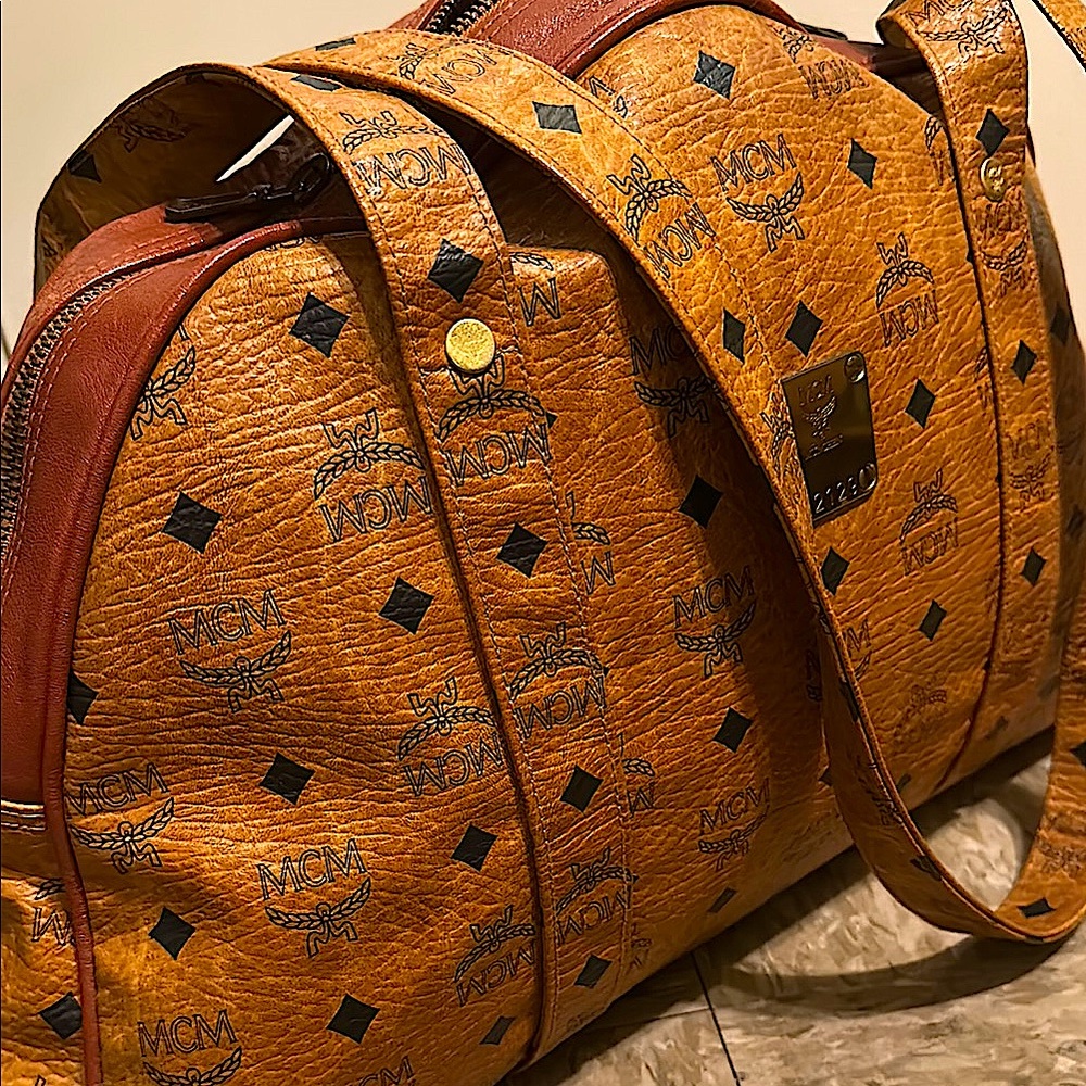 MCM Large Vintage Cognac Monogram Visetos Dome Tote👜 - Picture 3 of 16